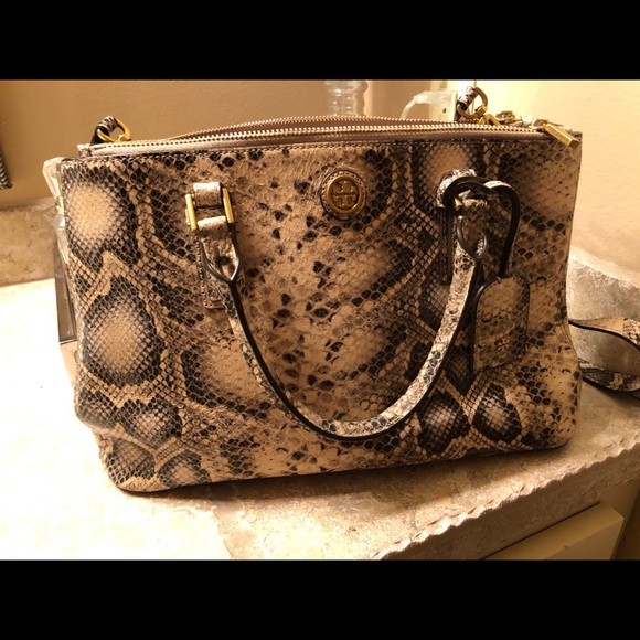 Tory Burch Handbags - Tory Burch purse